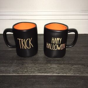 rae dunn halloween mugs